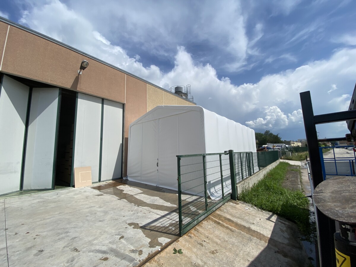Tunnel modello Casetta con gamba diritta — COMFA Tecnoservice