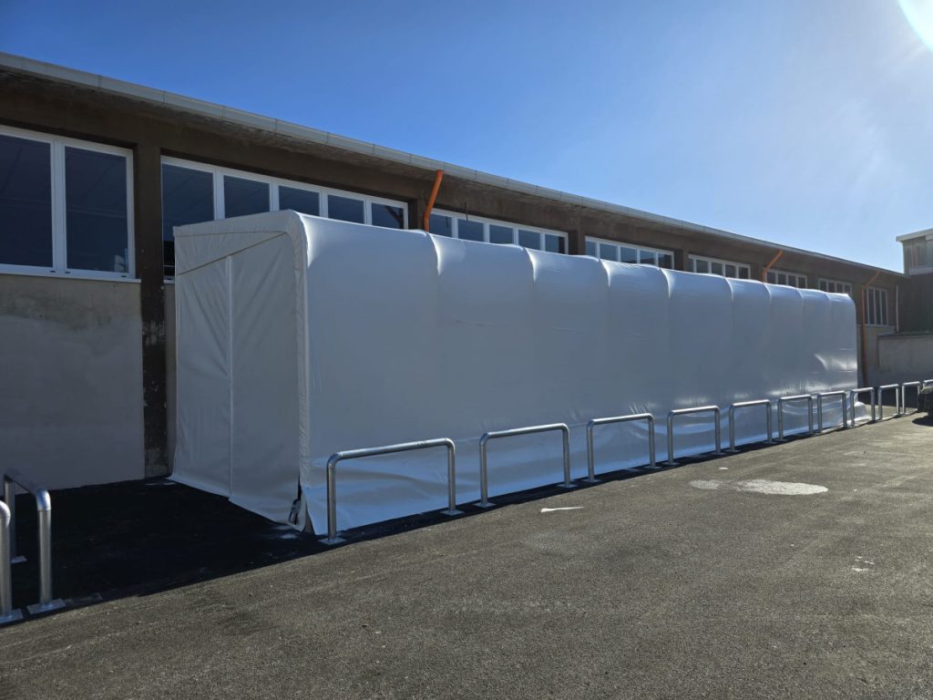 Novita comfa tecnoservice struttura box per ricarica muletti tunnel ric muletti